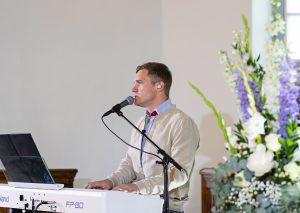 Ott Leplandi kontsertidega koguti Eestimaa kirikute heaks üle nelja tuhande euro